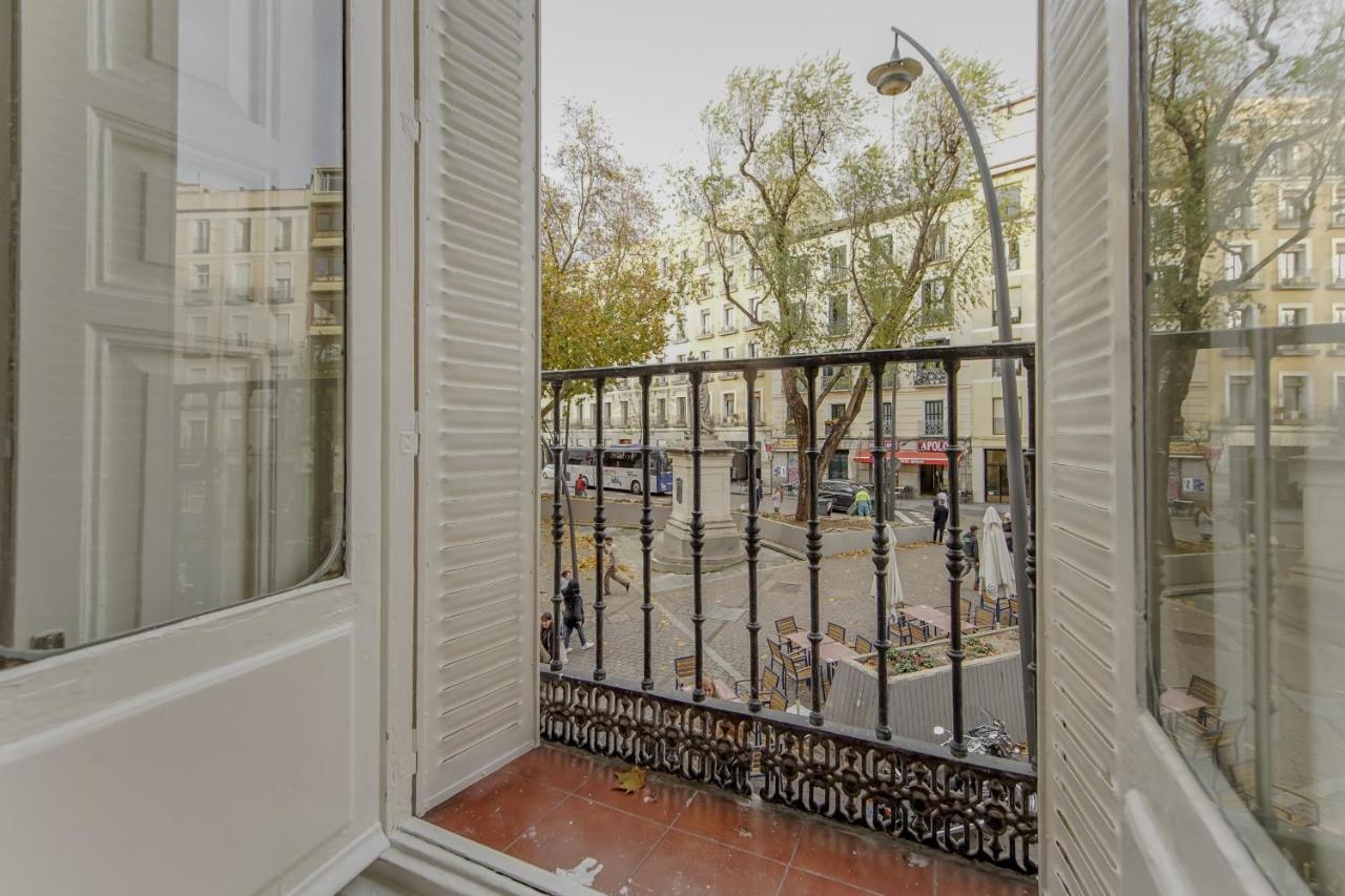 Spacious New Apartment Para 7 En La Plaza De Tirso De Molina Madrid Exterior foto