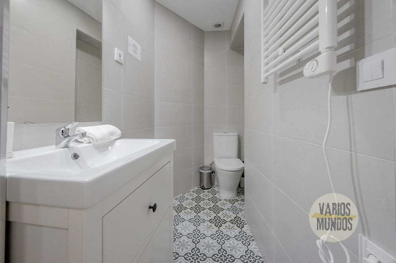 Spacious New Apartment Para 7 En La Plaza De Tirso De Molina Madrid Exterior foto